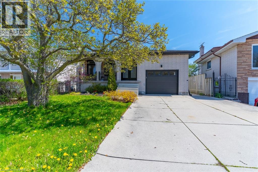 12 Summerlea Drive, Hamilton, Ontario  L8T 4V5 - Photo 2 - 40827204