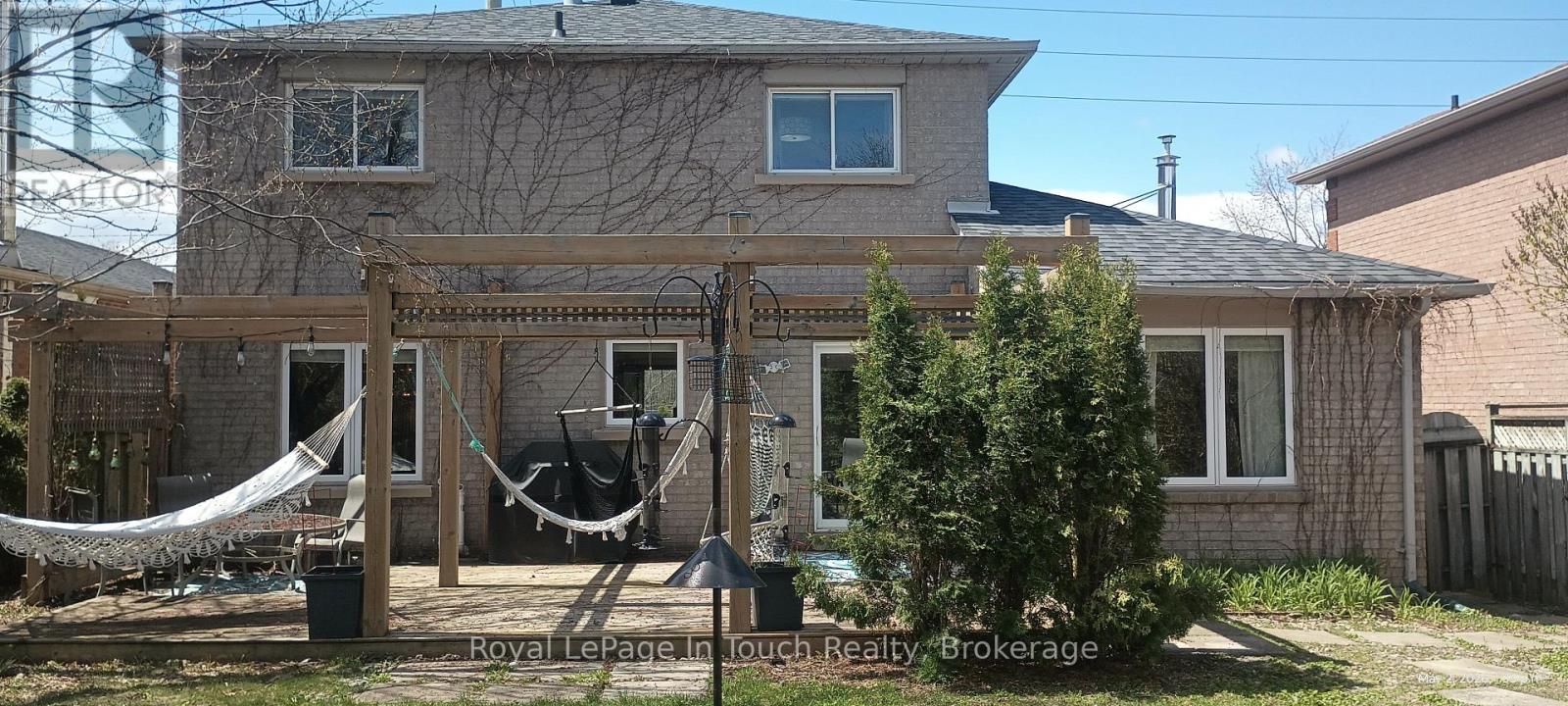 153 Ferndale Drive S, Barrie, Ontario  L4N 6X9 - Photo 4 - S12915308
