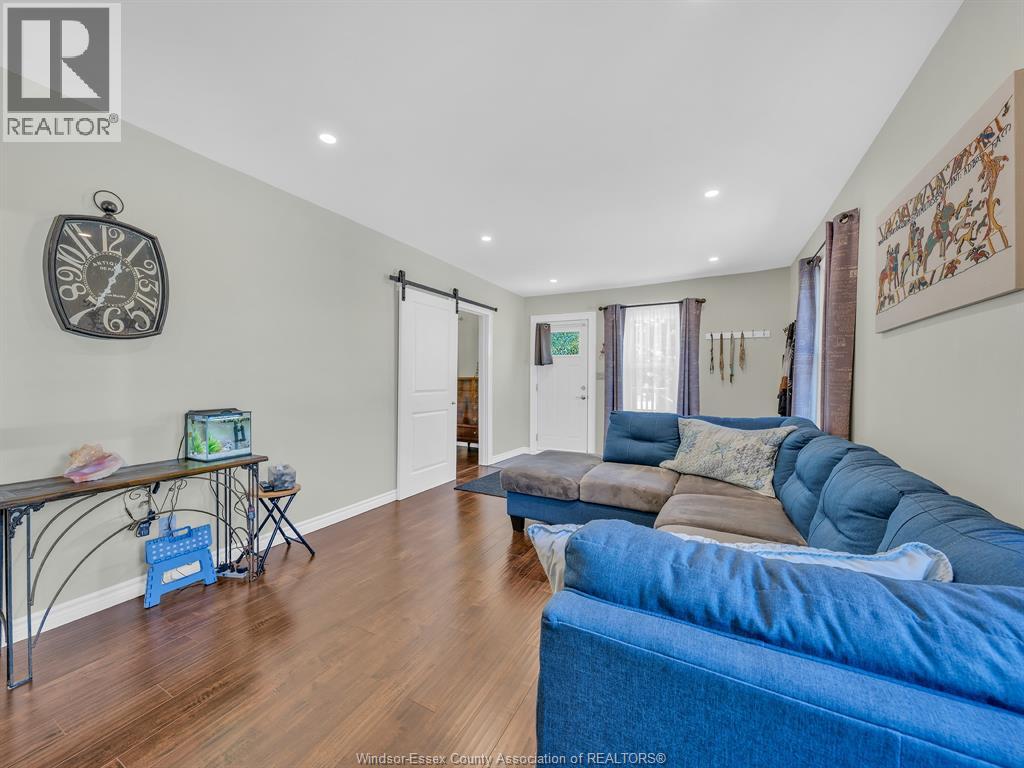 1588 Buckingham, Windsor, Ontario  N8T 2A4 - Photo 12 - 26010219