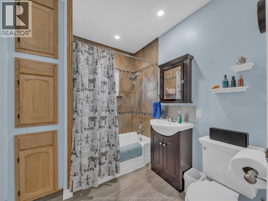 1588 Buckingham, Windsor, Ontario  N8T 2A4 - Photo 20 - 26010219
