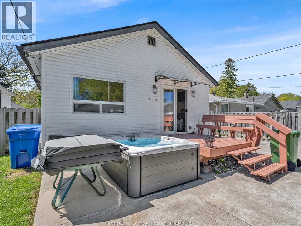 1588 Buckingham, Windsor, Ontario  N8T 2A4 - Photo 48 - 26010219