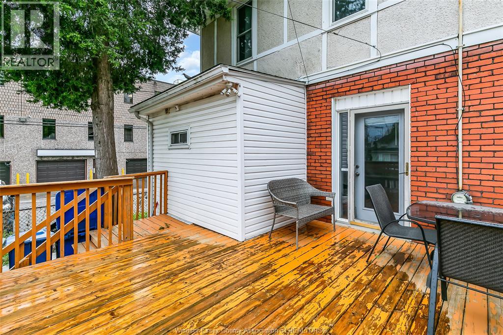 258 Elm Avenue, Windsor, Ontario  N9A 5G8 - Photo 12 - 26010196