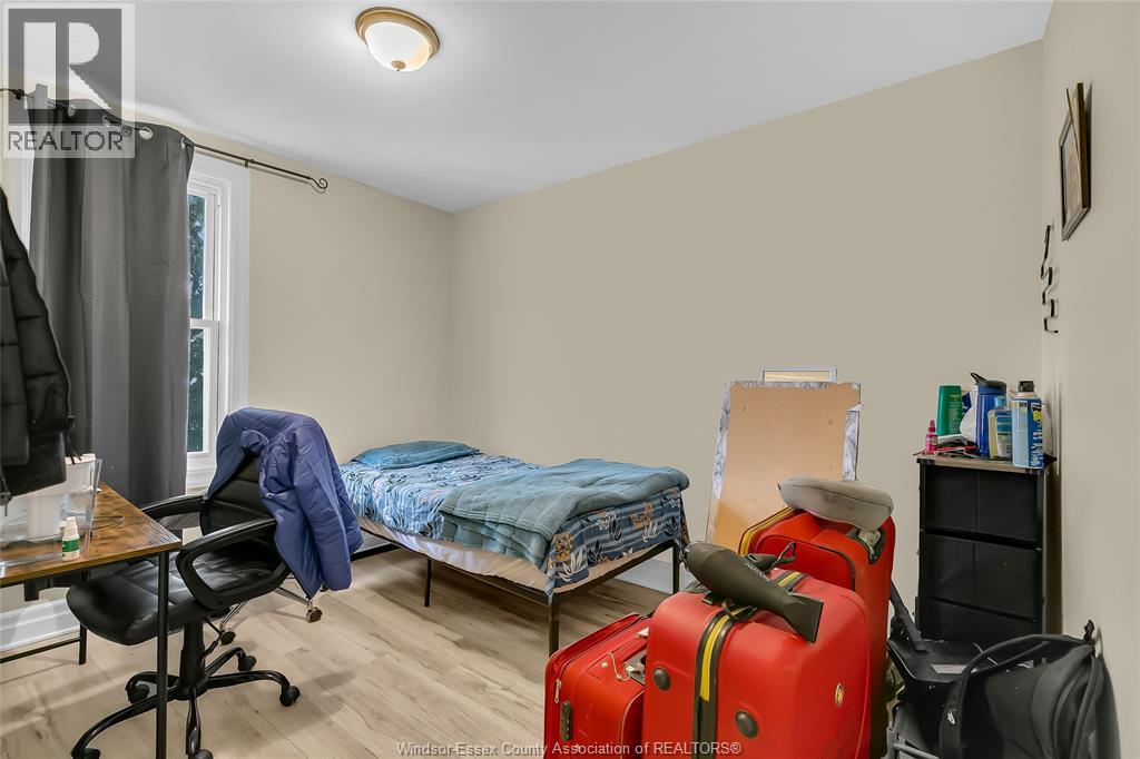 258 Elm Avenue, Windsor, Ontario  N9A 5G8 - Photo 15 - 26010196