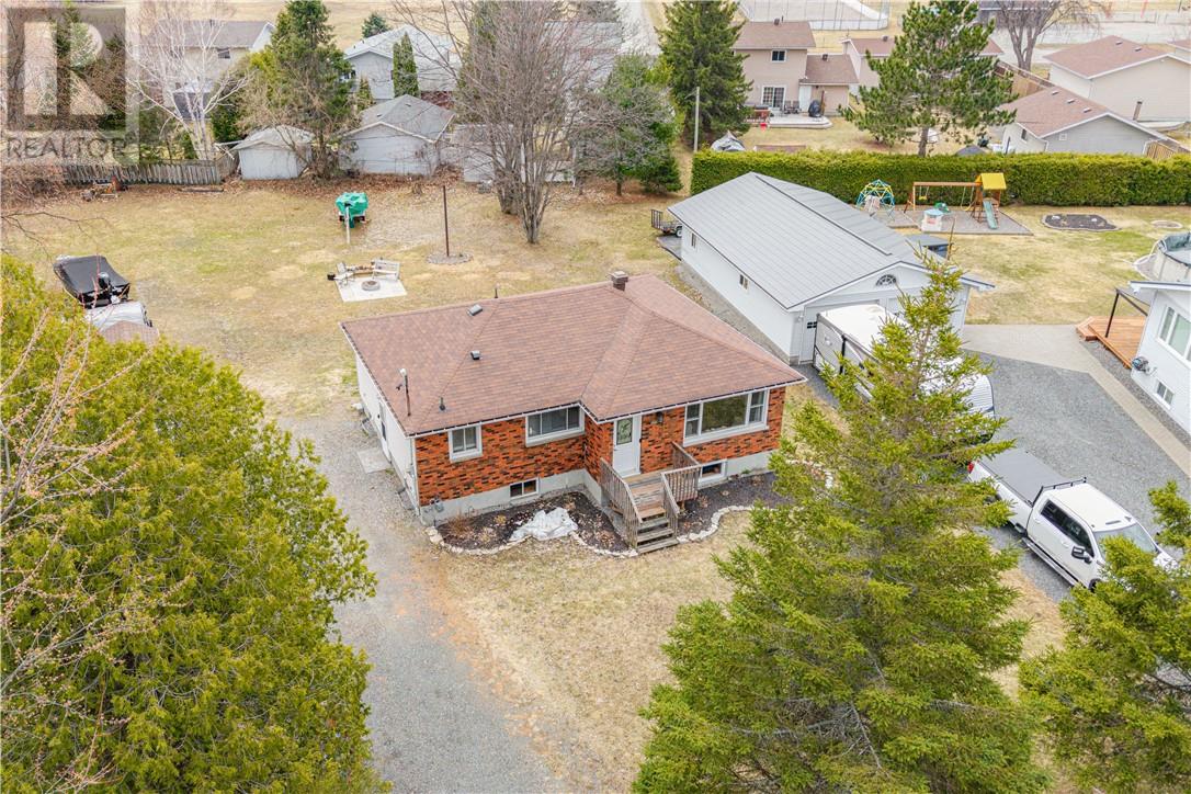 4434 Shirley Avenue, Val Therese, Ontario  P3P 1S8 - Photo 2 - 2127501
