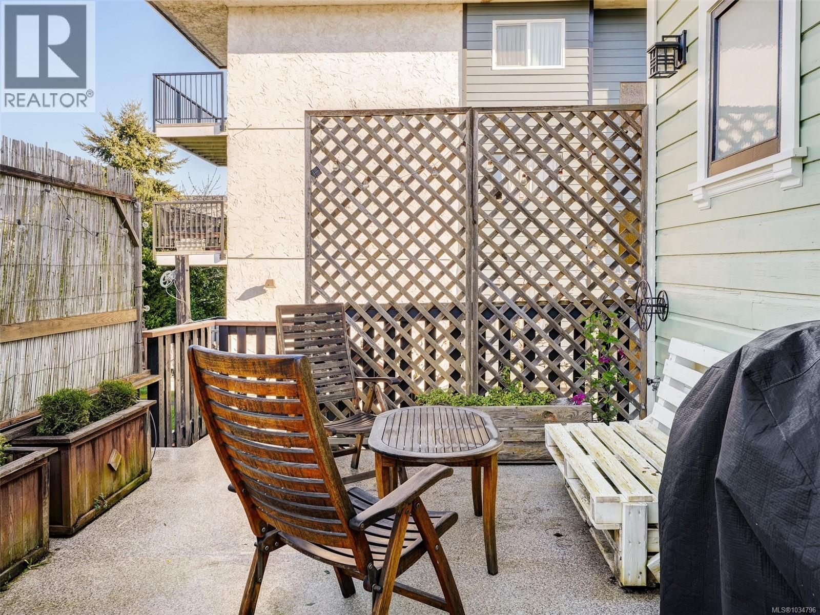 2130 Ridge Rd, Victoria, British Columbia  V8T 3E9 - Photo 36 - 1034796
