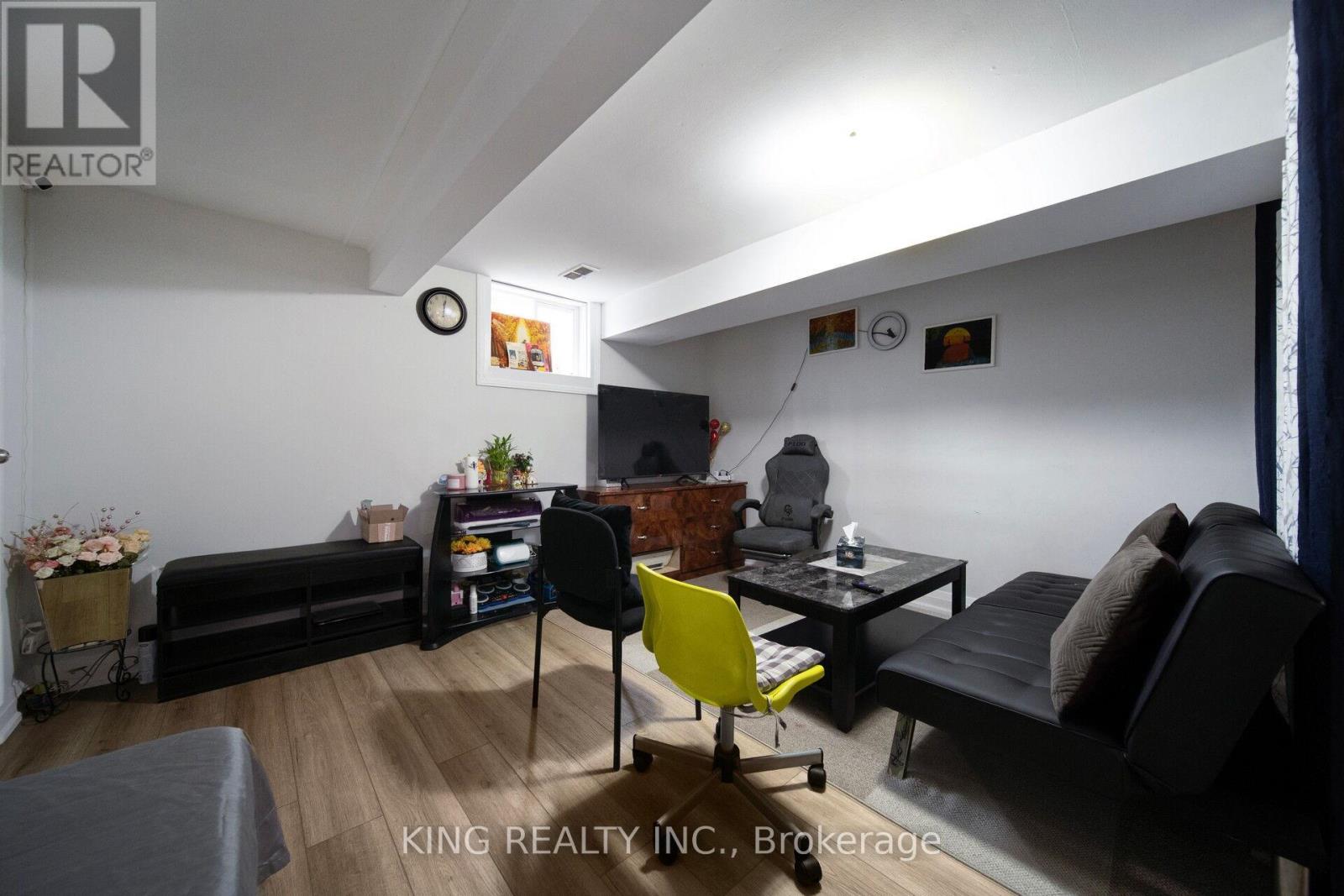 71 Mcmurchy Avenue S, Brampton, Ontario  L6Y 1Y7 - Photo 34 - W13086132