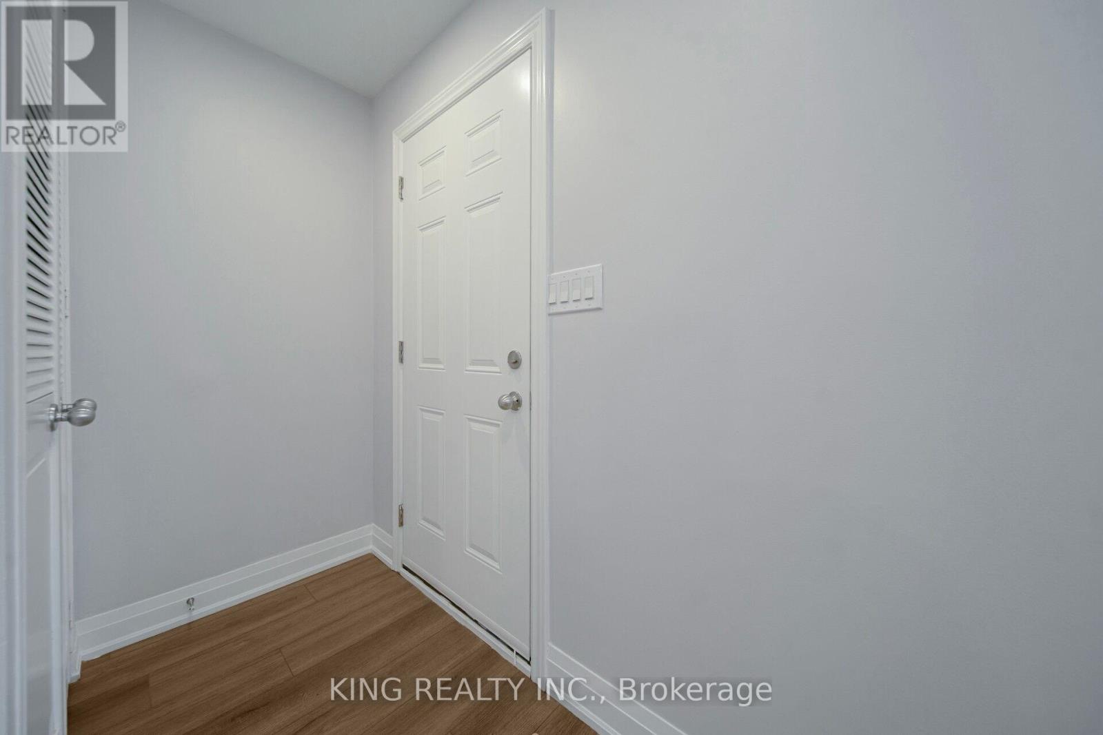 71 Mcmurchy Avenue S, Brampton, Ontario  L6Y 1Y7 - Photo 8 - W13086132