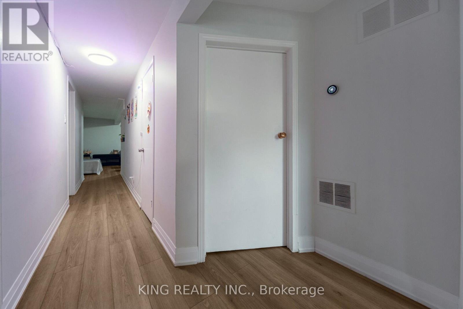 71 Mcmurchy Avenue S, Brampton, Ontario  L6Y 1Y7 - Photo 41 - W13086132