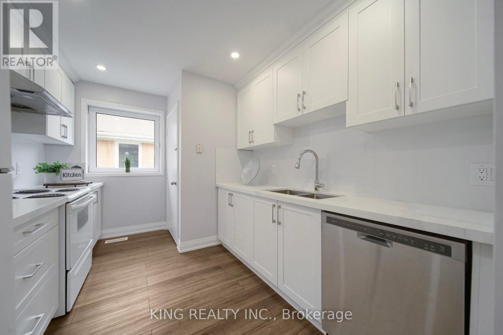 71 Mcmurchy Avenue S, Brampton, Ontario  L6Y 1Y7 - Photo 19 - W13086132