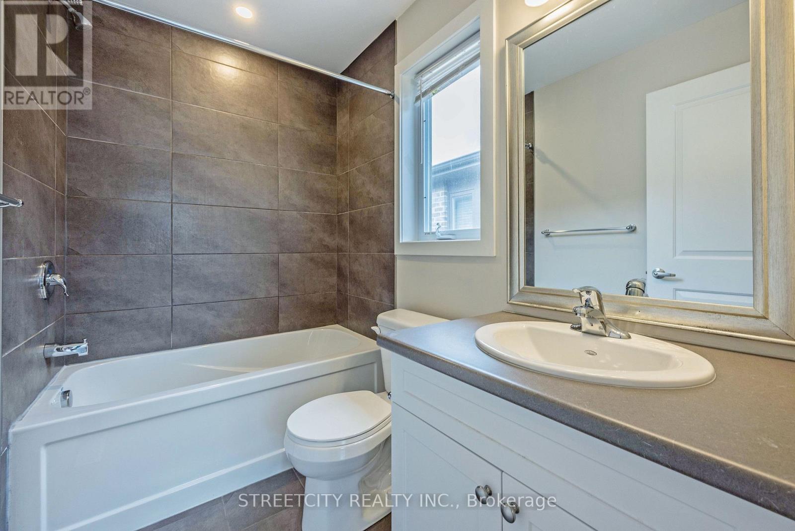 34 - 1960 Dalmagarry Road, London North, Ontario  N6G 0T8 - Photo 24 - X13088996