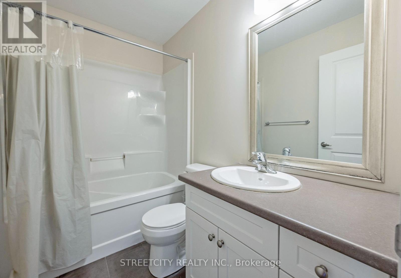 34 - 1960 Dalmagarry Road, London North, Ontario  N6G 0T8 - Photo 29 - X13088996