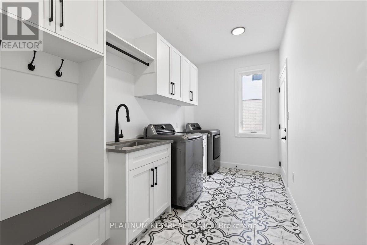 124 Optimist Drive, Southwold, Ontario  N5P 0G2 - Photo 18 - X13089040