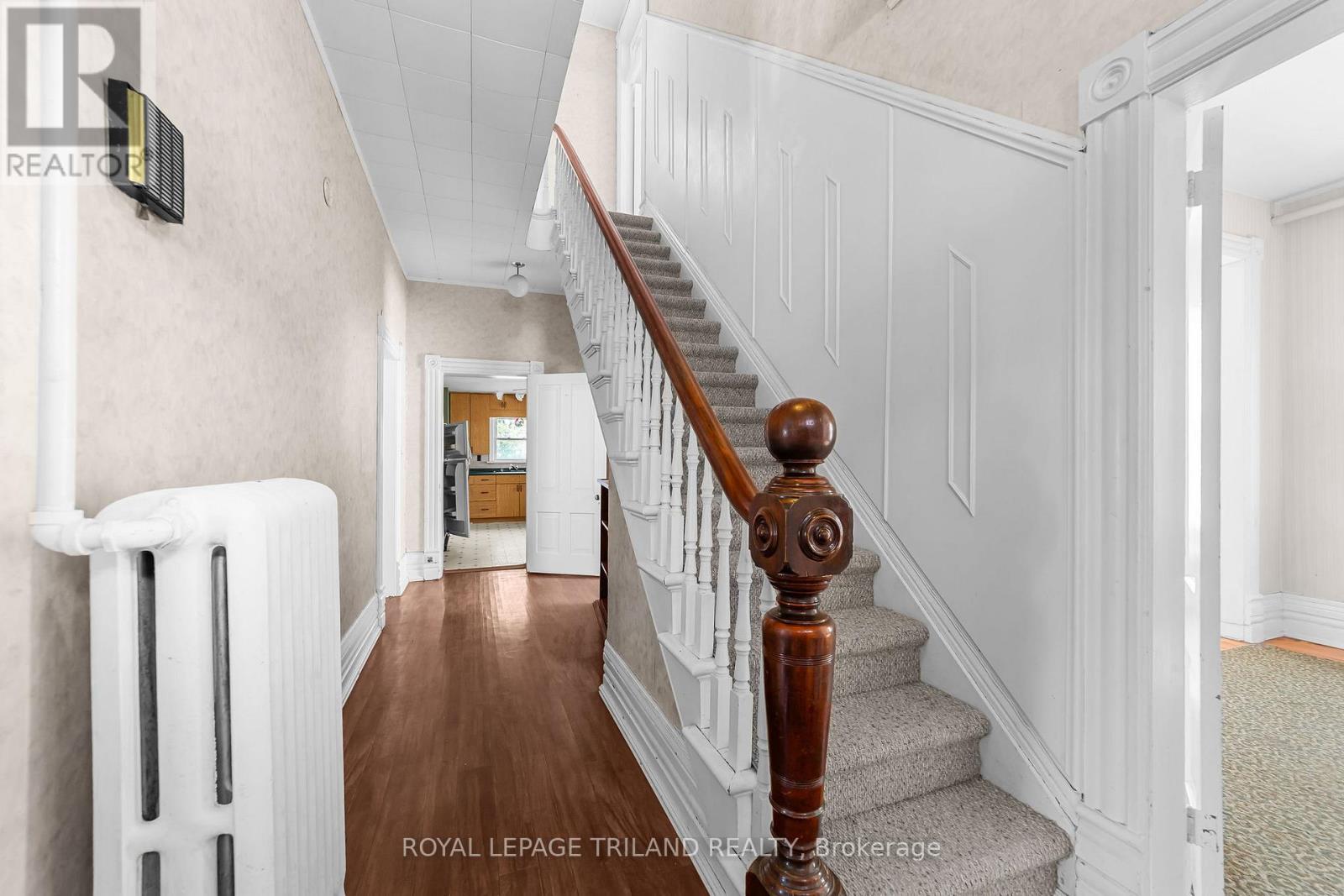 185 Main Street, Southwest Middlesex, Ontario  N0L 1M0 - Photo 11 - X13089060