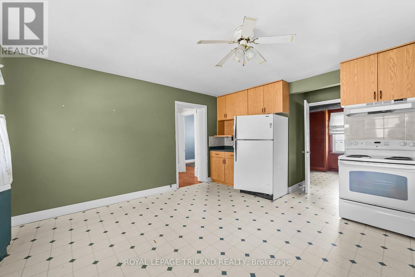 185 Main Street, Southwest Middlesex, Ontario  N0L 1M0 - Photo 18 - X13089060