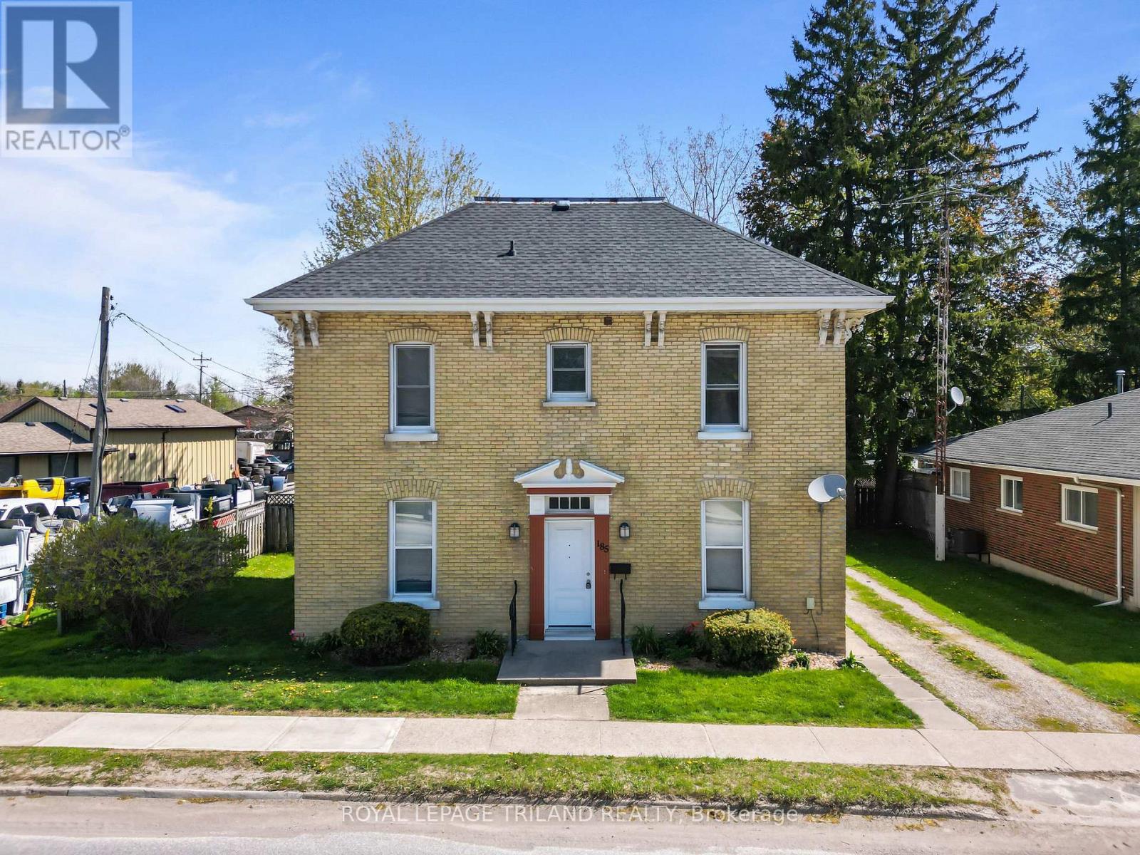 185 Main Street, Southwest Middlesex, Ontario  N0L 1M0 - Photo 4 - X13089060