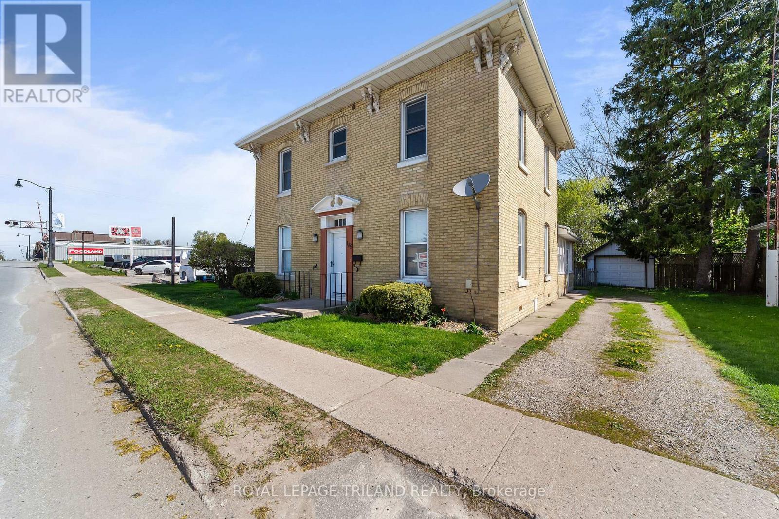 185 Main Street, Southwest Middlesex, Ontario  N0L 1M0 - Photo 5 - X13089060