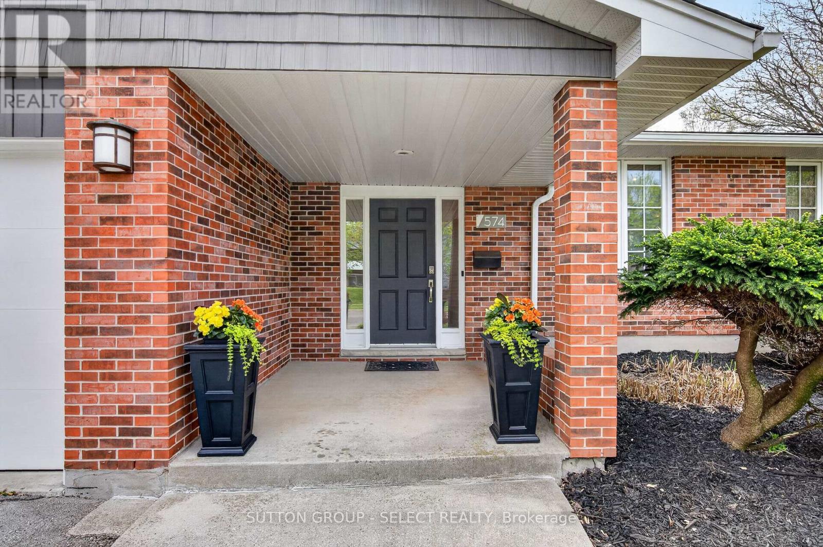 574 Cranbrook Road S, London South, Ontario  N6K 1W5 - Photo 4 - X13089238