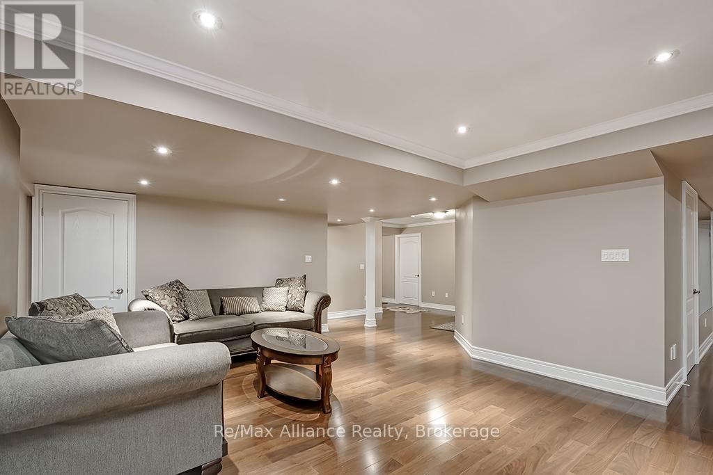 1527 Arrowhead Road, Oakville, Ontario  L6H 7V6 - Photo 32 - W13089076