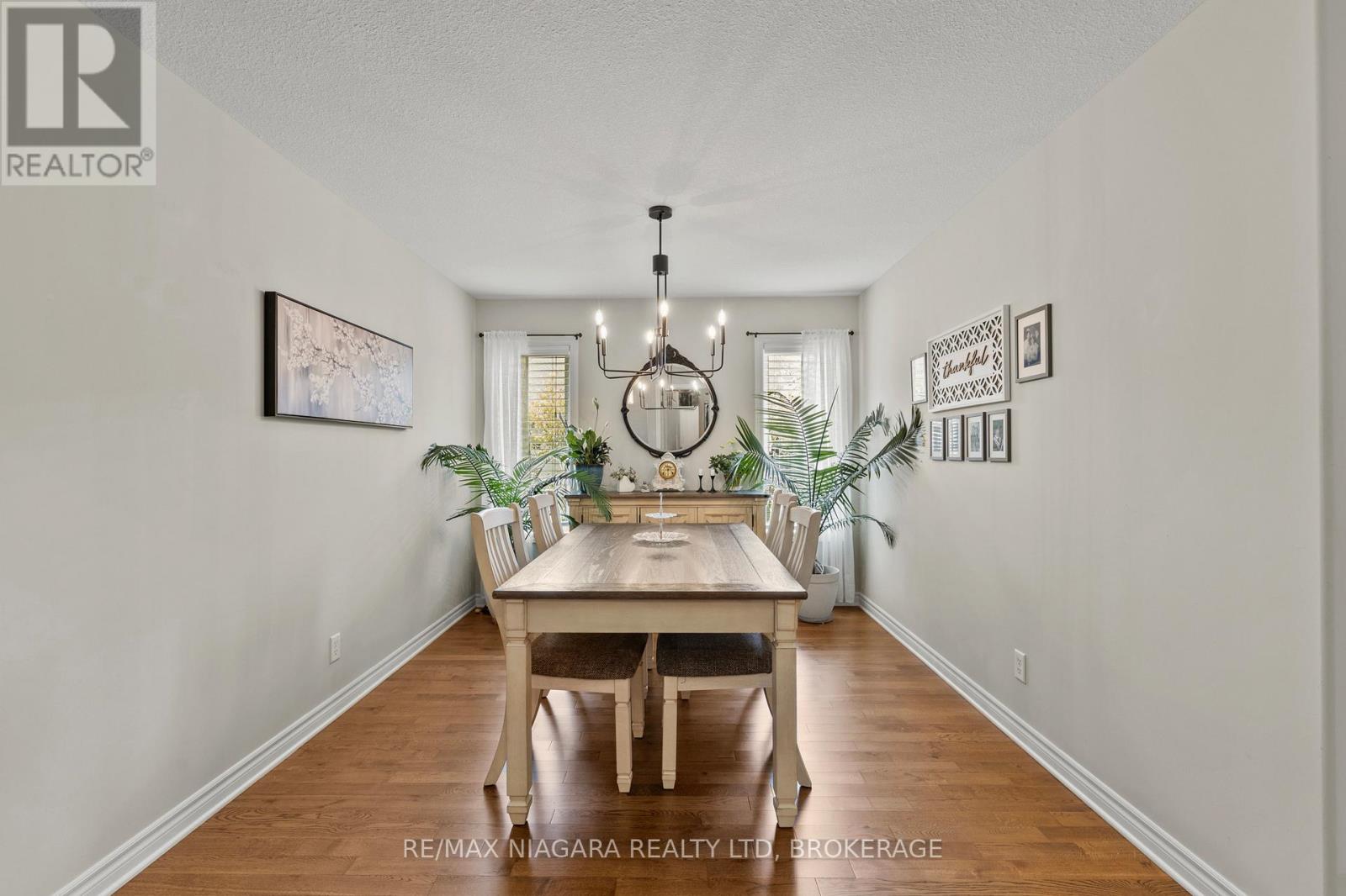 34 Rose Glen Crescent, Niagara-On-The-Lake, Ontario  L0S 1T0 - Photo 12 - X13088946