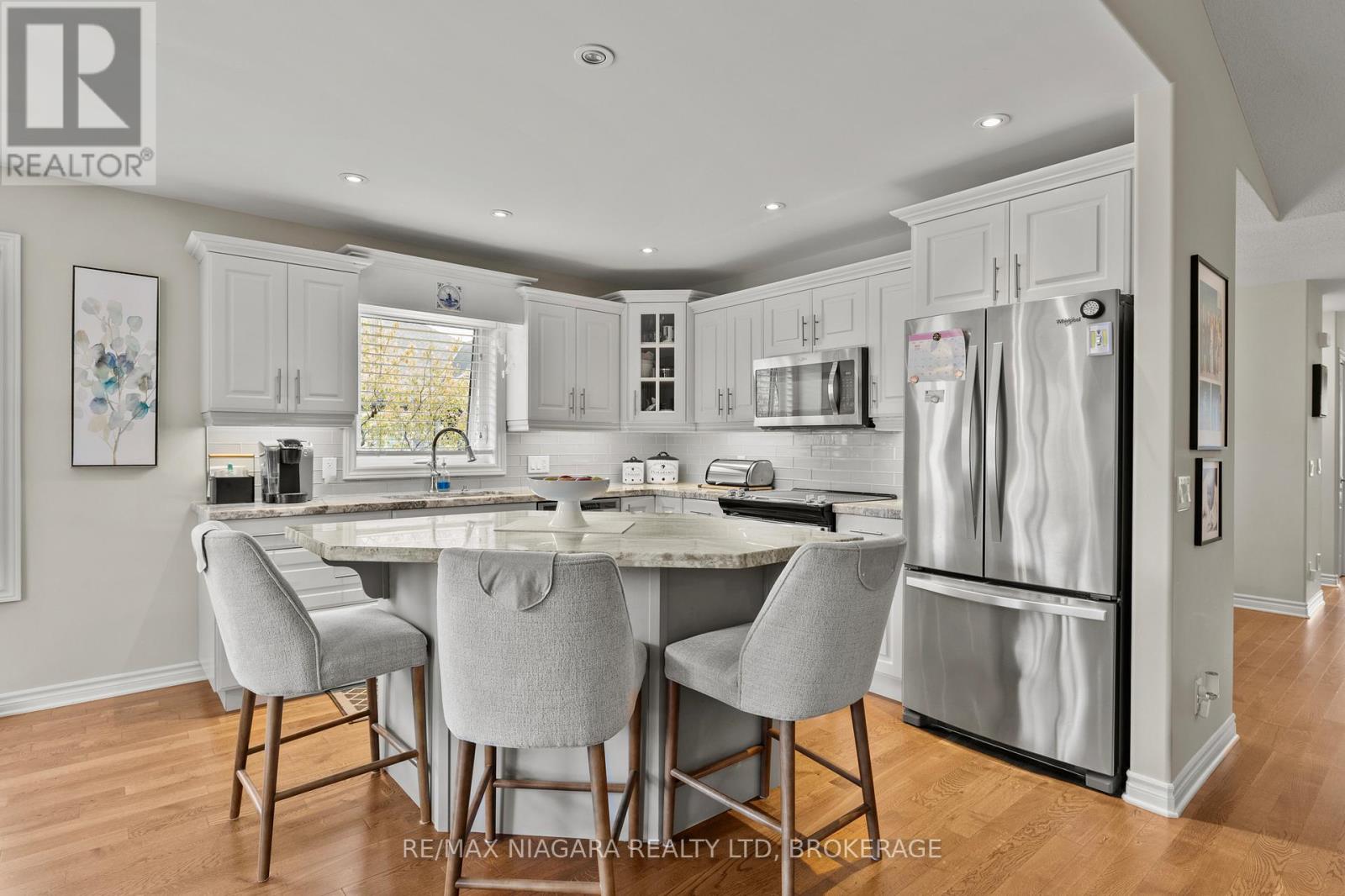 34 Rose Glen Crescent, Niagara-On-The-Lake, Ontario  L0S 1T0 - Photo 13 - X13088946