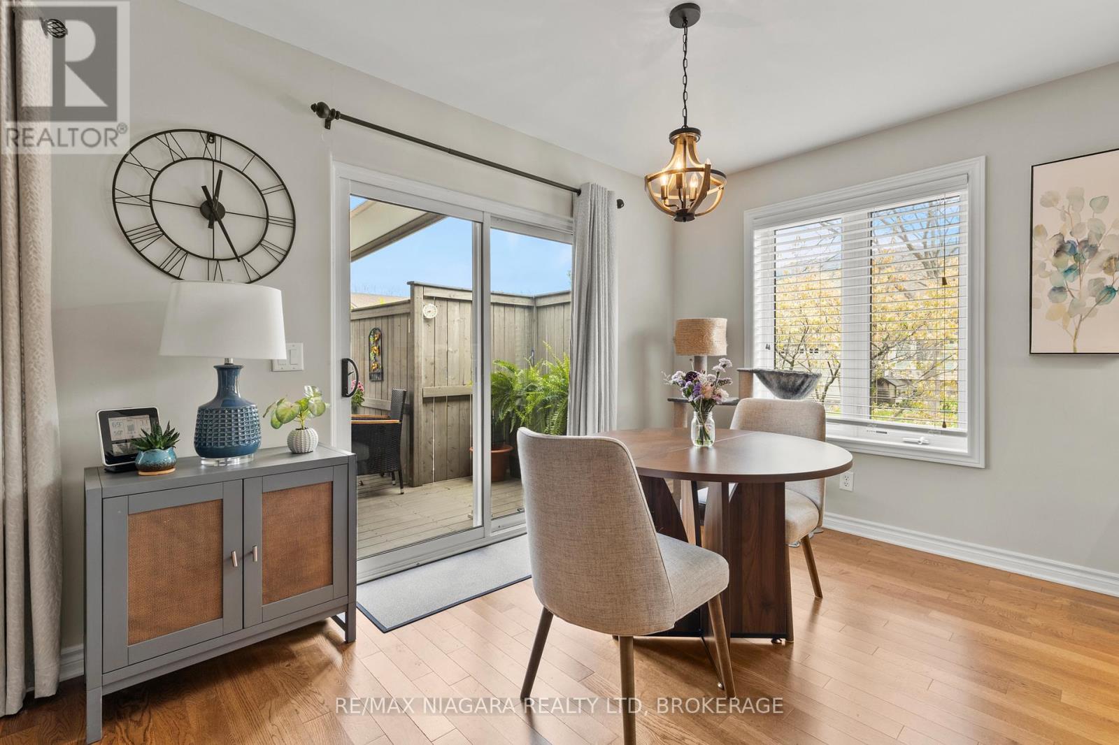 34 Rose Glen Crescent, Niagara-On-The-Lake, Ontario  L0S 1T0 - Photo 17 - X13088946