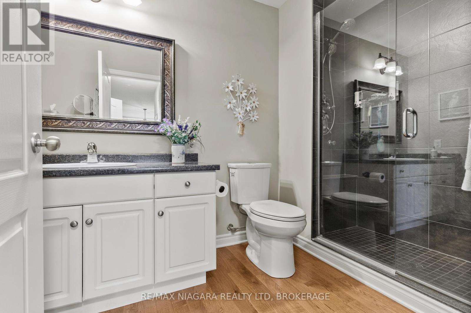 34 Rose Glen Crescent, Niagara-On-The-Lake, Ontario  L0S 1T0 - Photo 20 - X13088946