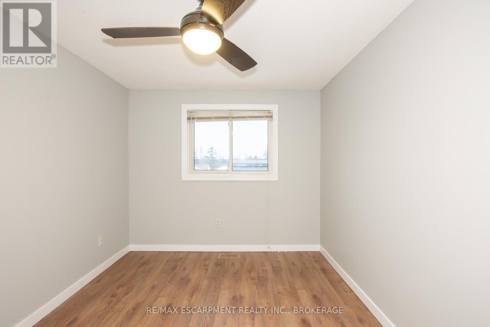 Upper - 81 Marc Boulevard, Welland, Ontario  L3B 5V2 - Photo 13 - X13089086