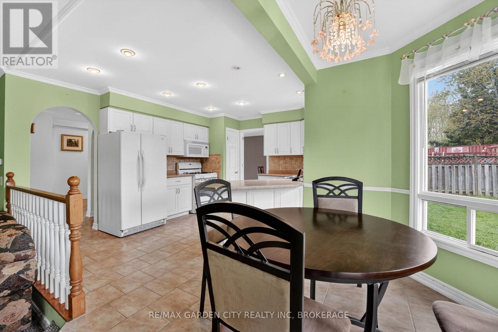 8 Christina Court, Welland, Ontario  L3C 7A7 - Photo 16 - X13089108