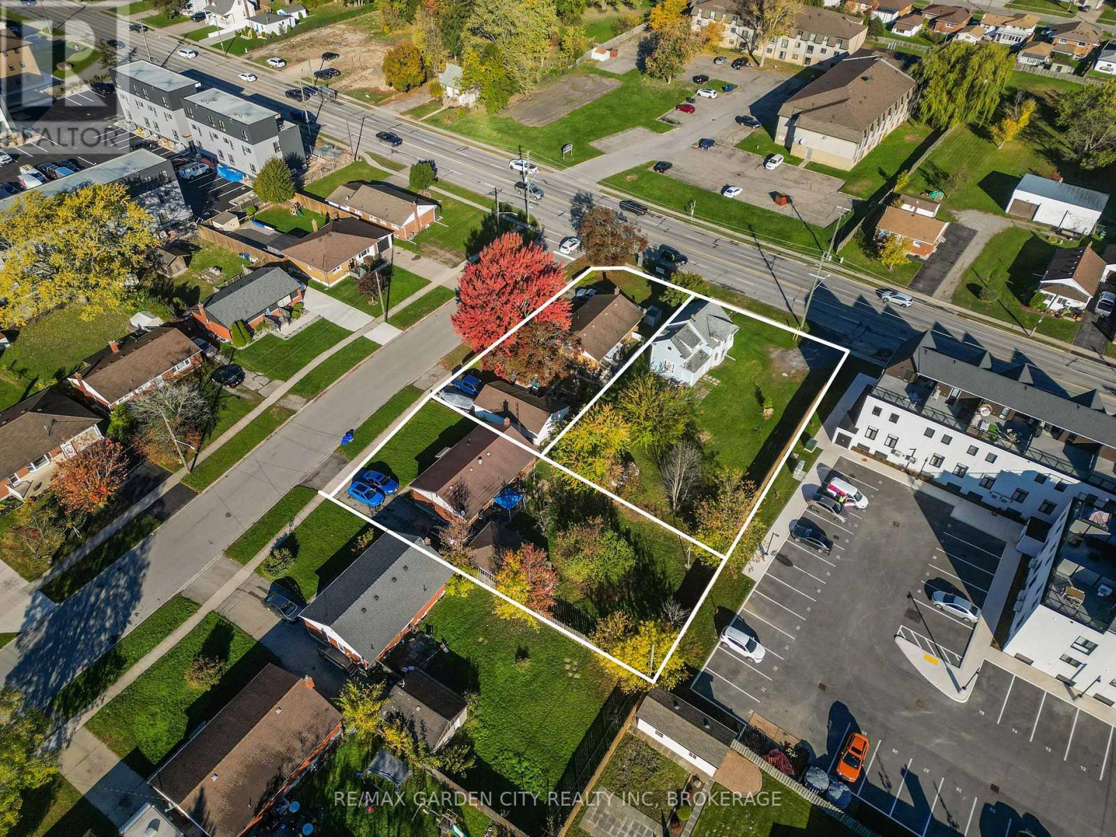 6560 Mcleod Road, Niagara Falls (Oldfield), Ontario  L2G 3G4 - Photo 4 - X13089170