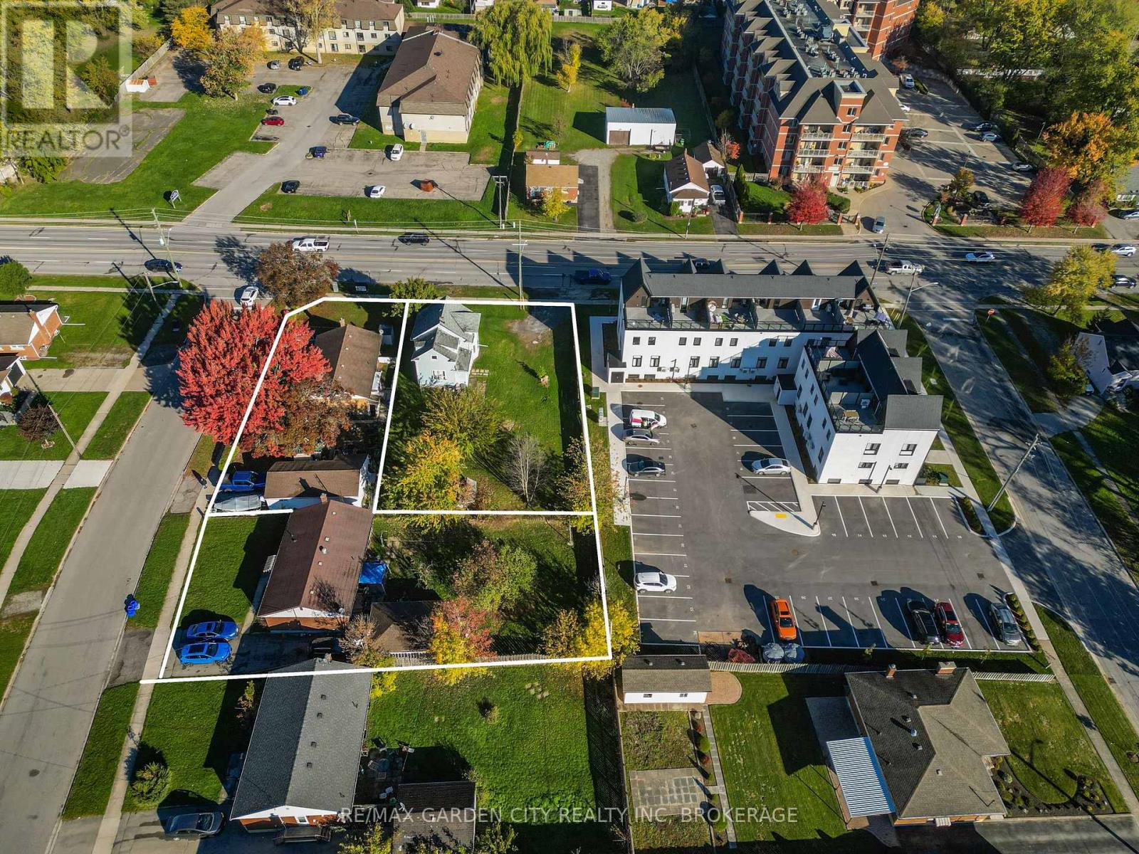 6560 Mcleod Road, Niagara Falls (Oldfield), Ontario  L2G 3G4 - Photo 5 - X13089170
