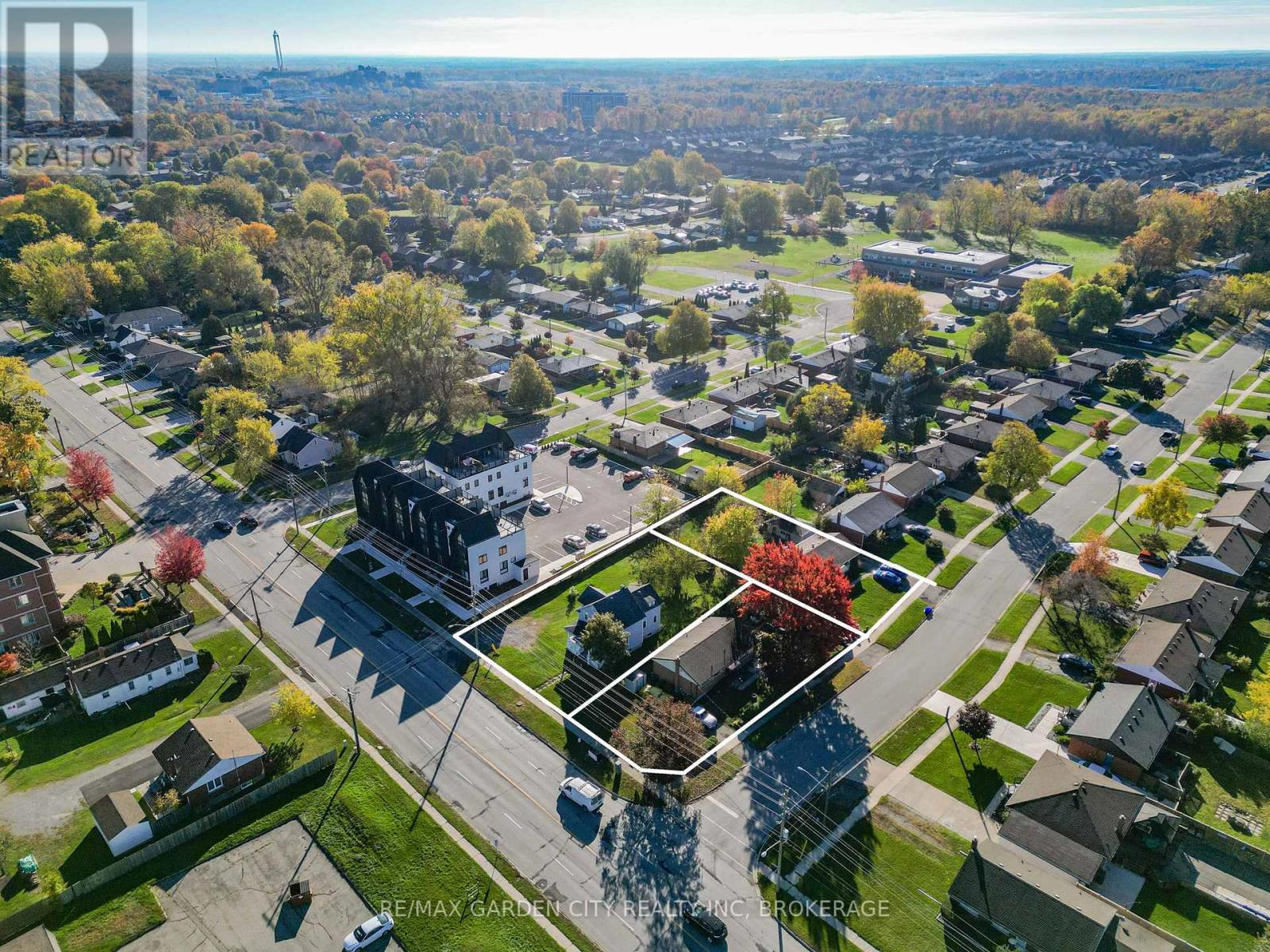 6560 Mcleod Road, Niagara Falls (Oldfield), Ontario  L2G 3G4 - Photo 6 - X13089170