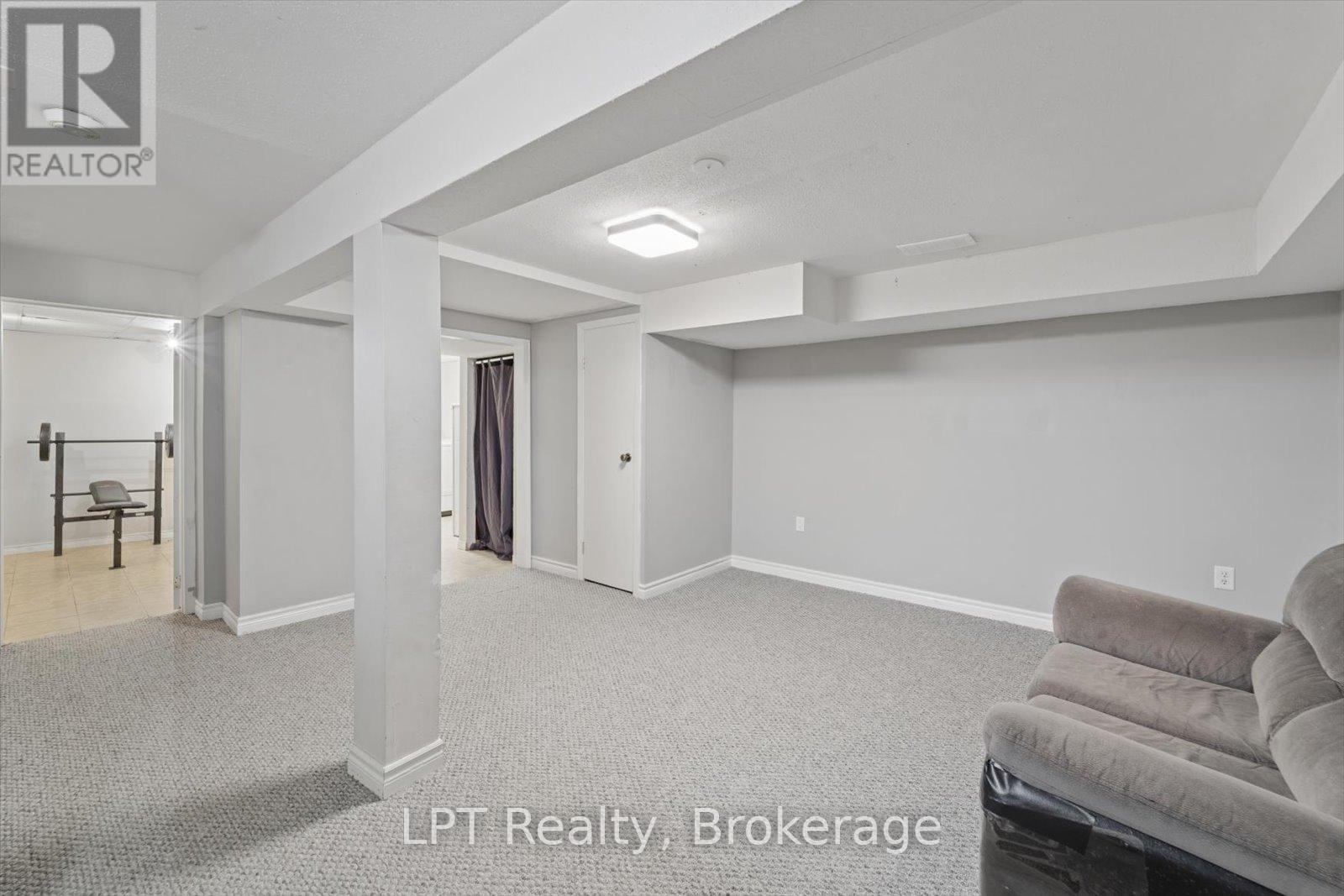 209 Northminster Court, Oshawa, Ontario  L1G 7M6 - Photo 23 - E13089026