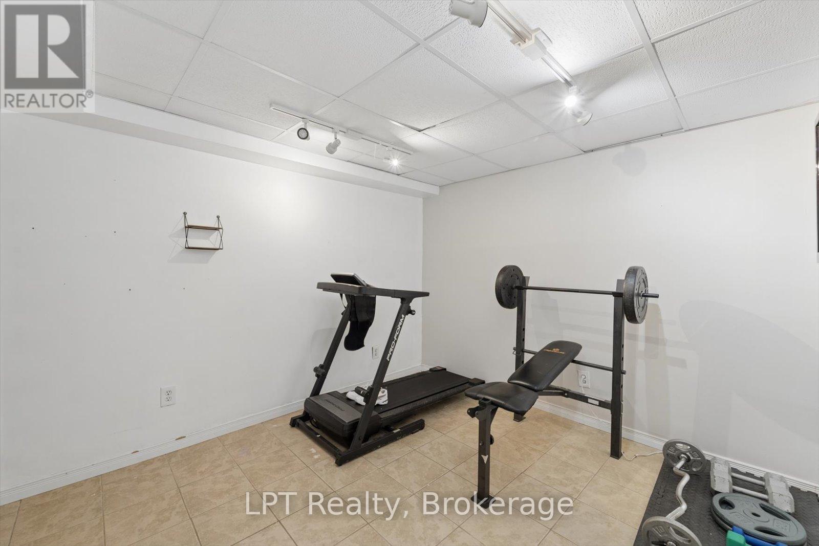 209 Northminster Court, Oshawa, Ontario  L1G 7M6 - Photo 24 - E13089026