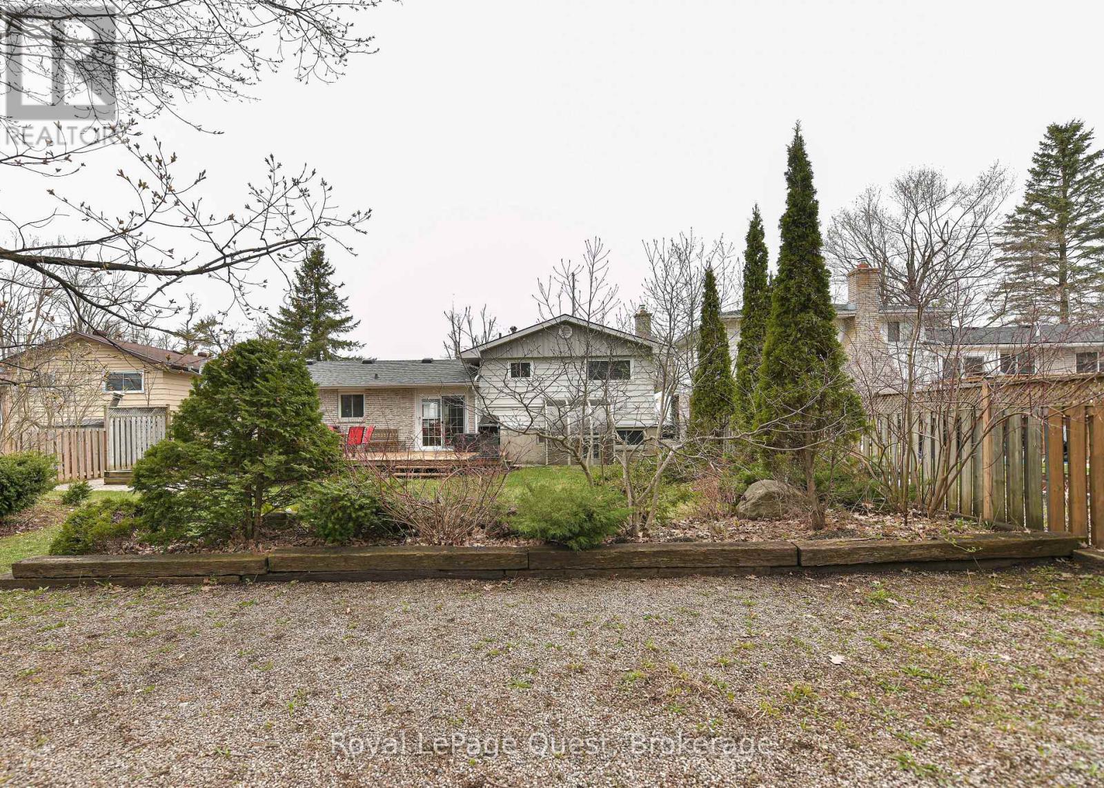 9 Eleanor Road, Orillia, Ontario  L3V 2S3 - Photo 11 - S13088958