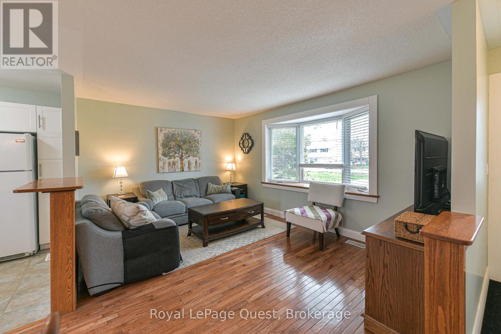 9 Eleanor Road, Orillia, Ontario  L3V 2S3 - Photo 13 - S13088958