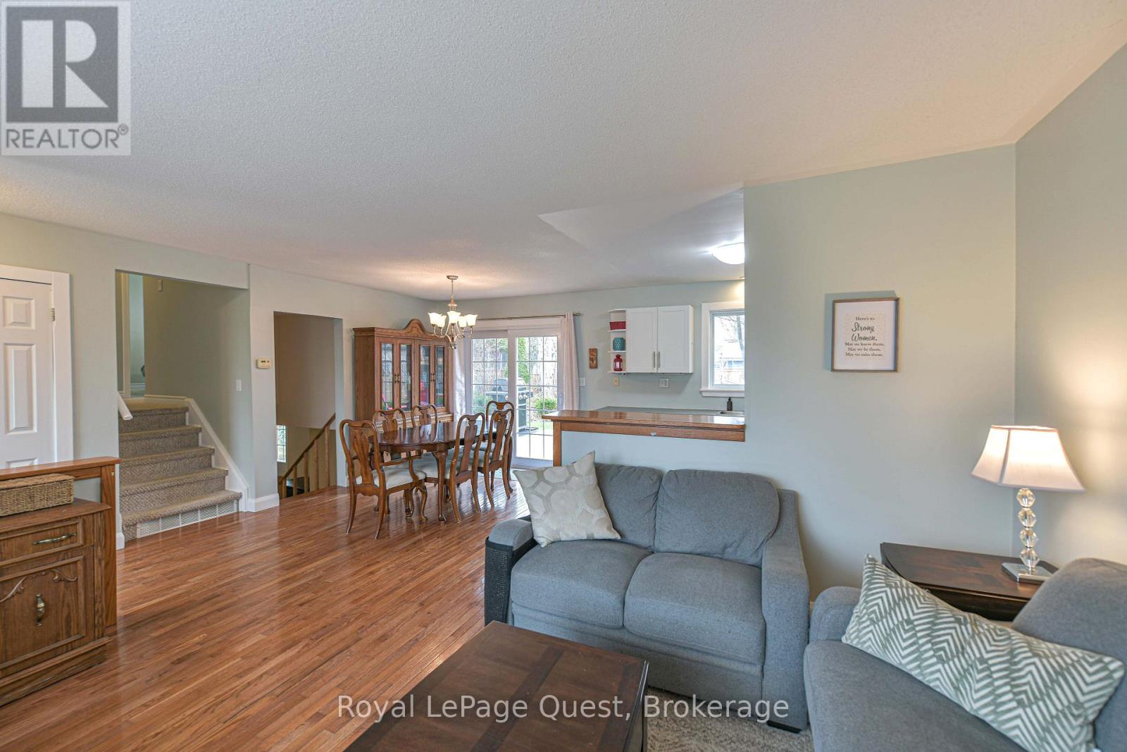 9 Eleanor Road, Orillia, Ontario  L3V 2S3 - Photo 14 - S13088958