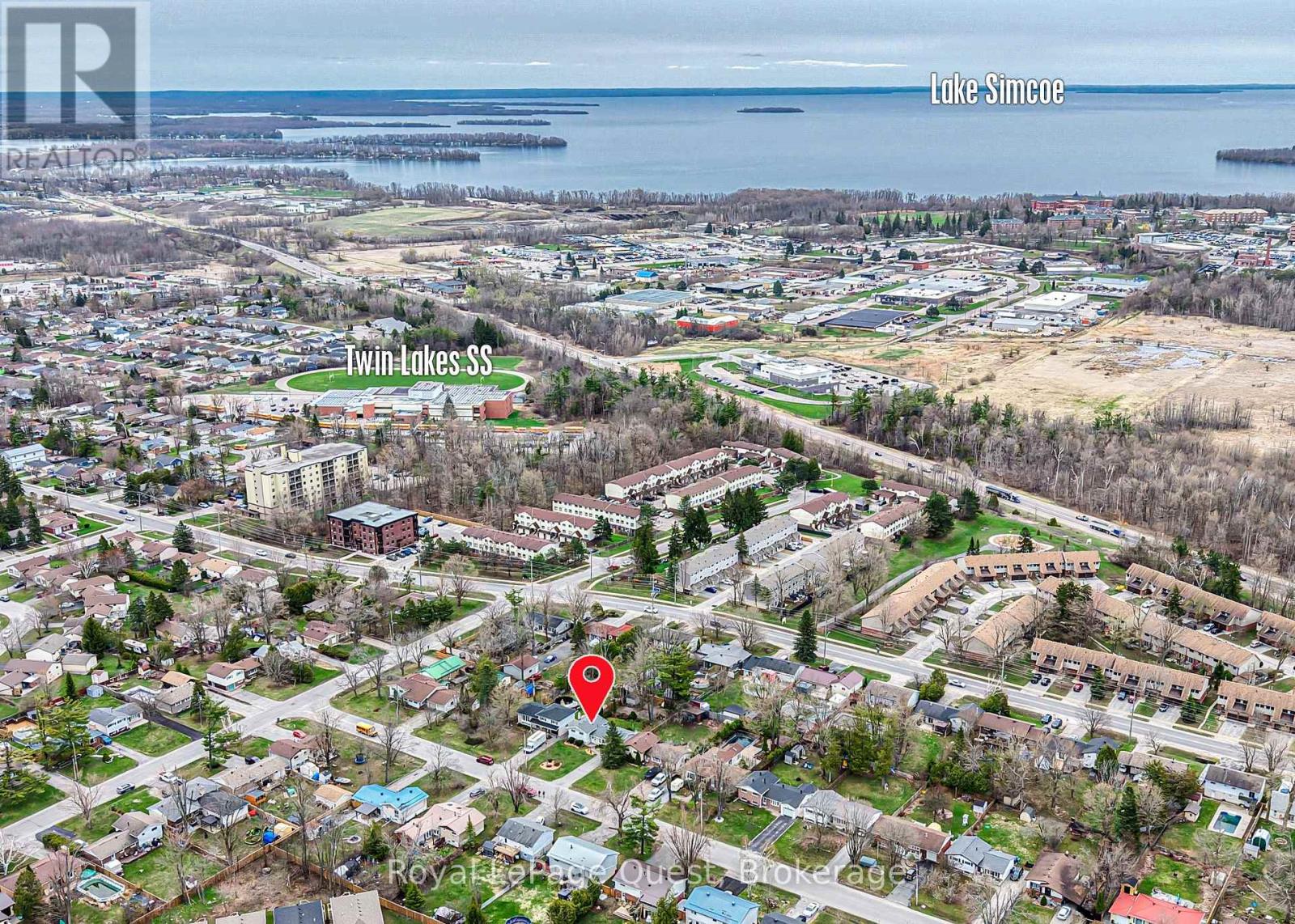 9 Eleanor Road, Orillia, Ontario  L3V 2S3 - Photo 4 - S13088958