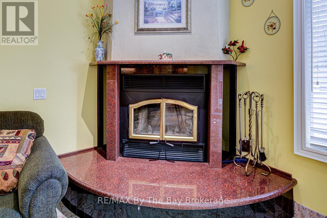 126 29th Street W, Wasaga Beach, Ontario  L9Z 2C9 - Photo 16 - S13089208
