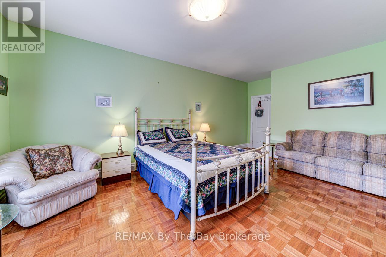 126 29th Street W, Wasaga Beach, Ontario  L9Z 2C9 - Photo 22 - S13089208