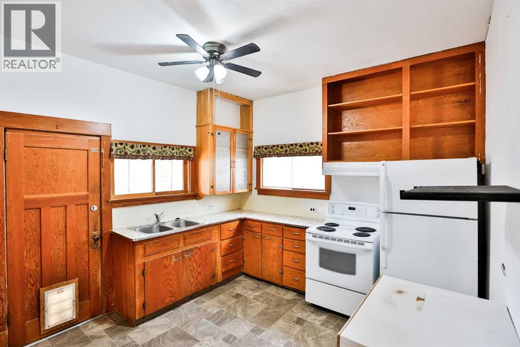132 3 Avenue Ne, Milk River, Alberta  T0K 1M0 - Photo 10 - A2302086