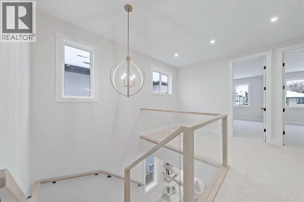 2807 25a Street Sw, Calgary, Alberta  T3E 1Z5 - Photo 16 - A2296170