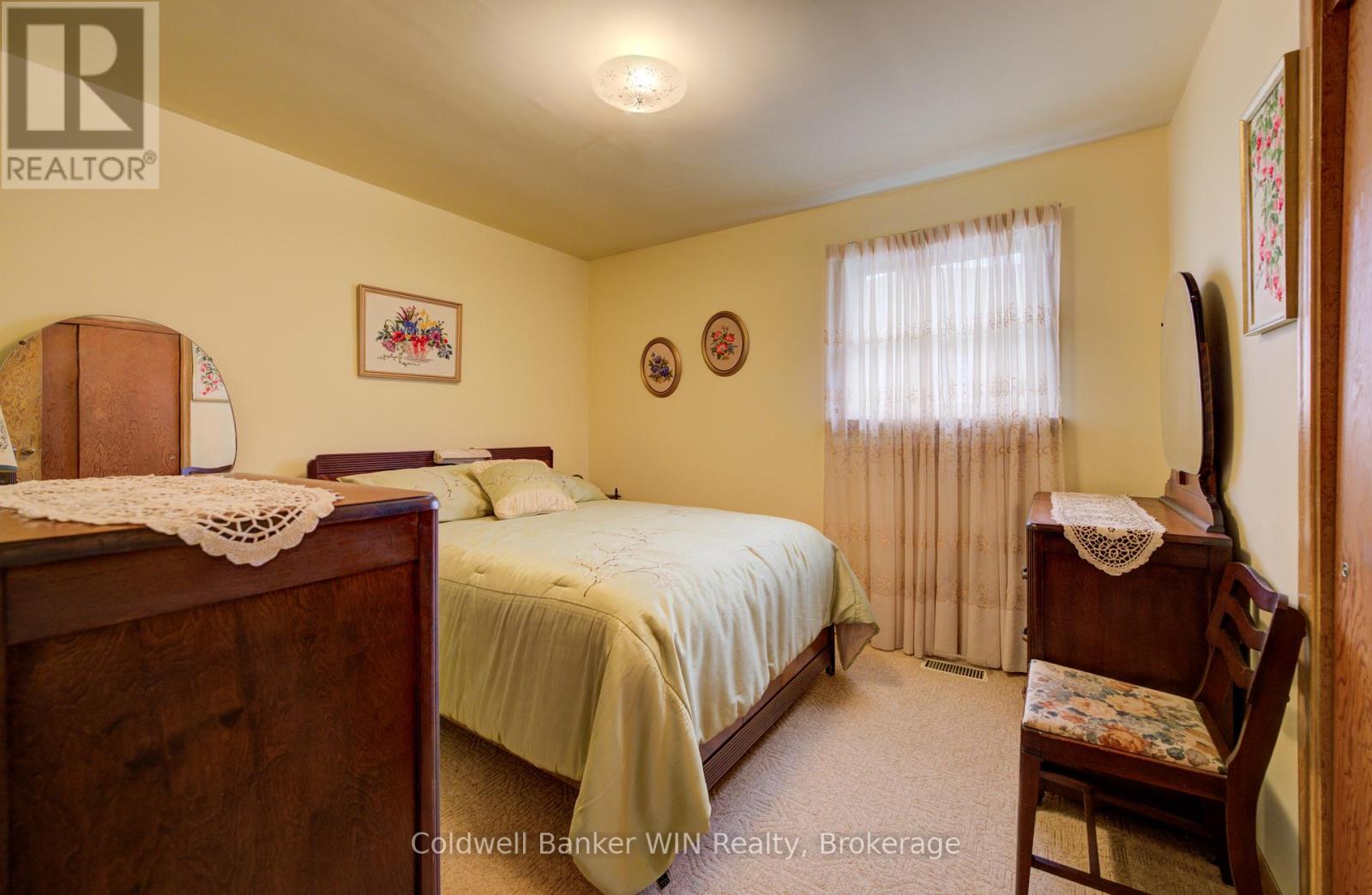 320 Waterloo Street, Wellington North, Ontario  N0G 2L3 - Photo 16 - X13088964