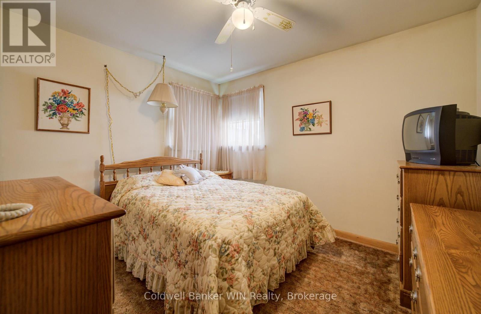 320 Waterloo Street, Wellington North, Ontario  N0G 2L3 - Photo 17 - X13088964