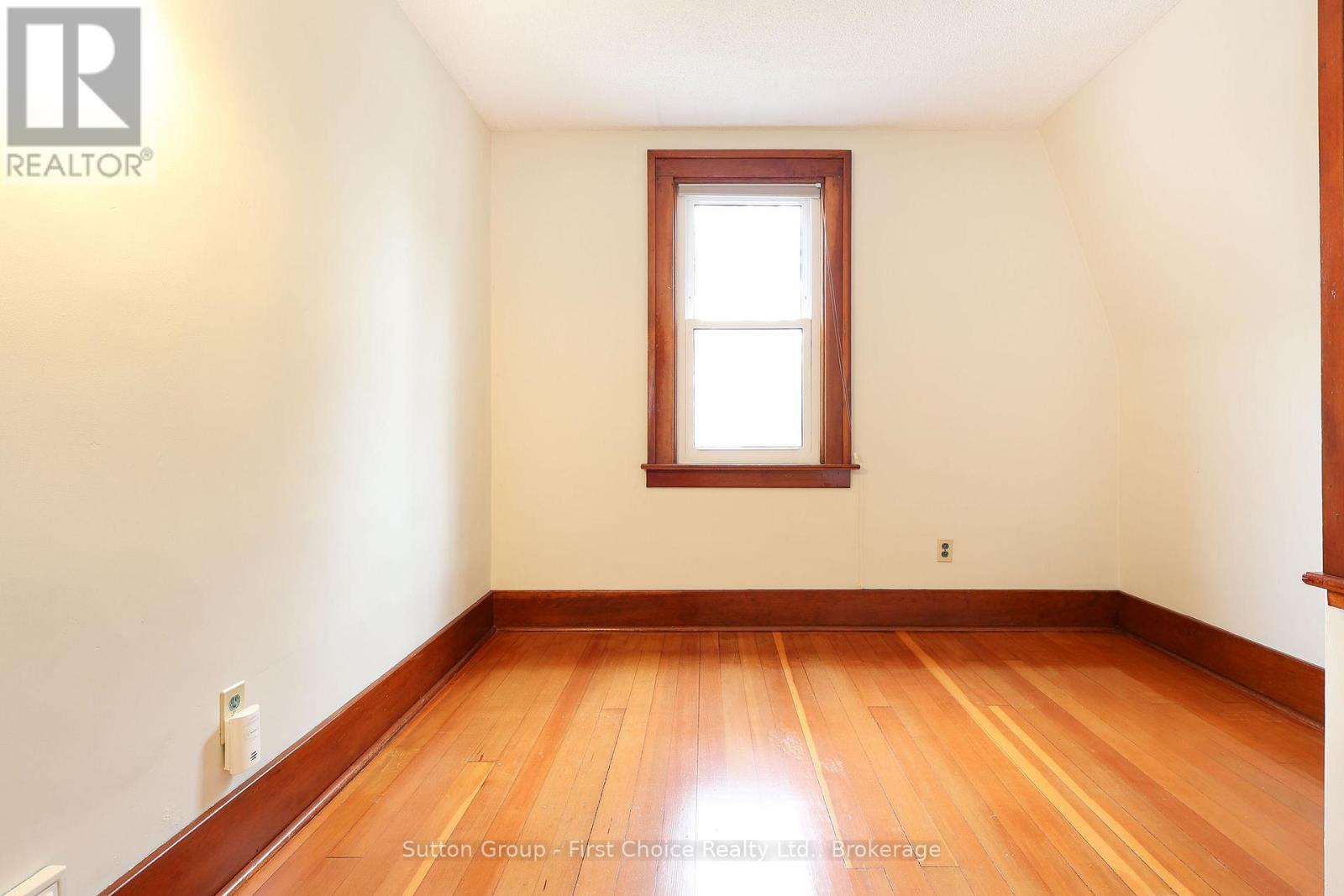 70 Mc Nab Street, Stratford, Ontario  N5A 1Z2 - Photo 34 - X13089248