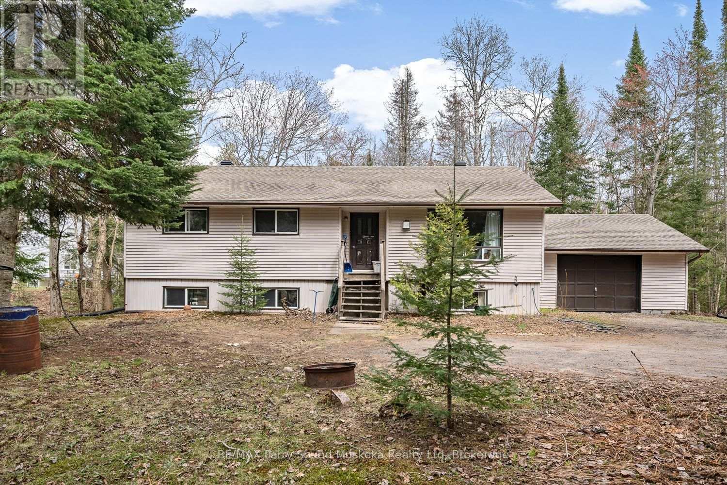 37 HUMPHREY DRIVE, Seguin, Ontario