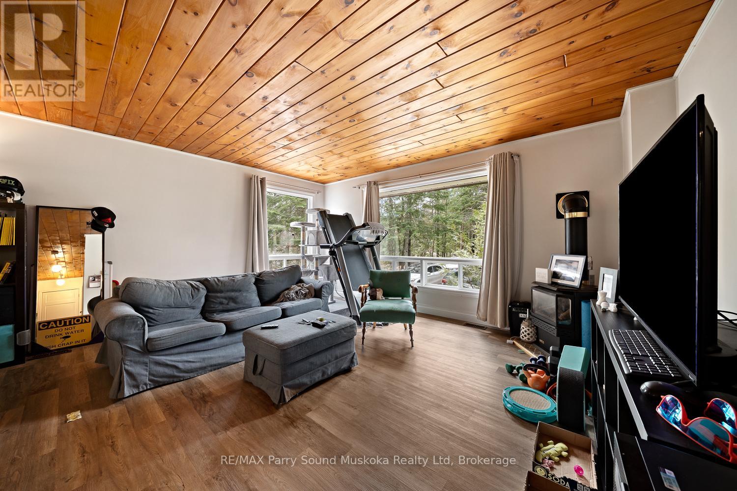 37 Humphrey Drive, Seguin, Ontario  P2A 2W8 - Photo 11 - X13089258