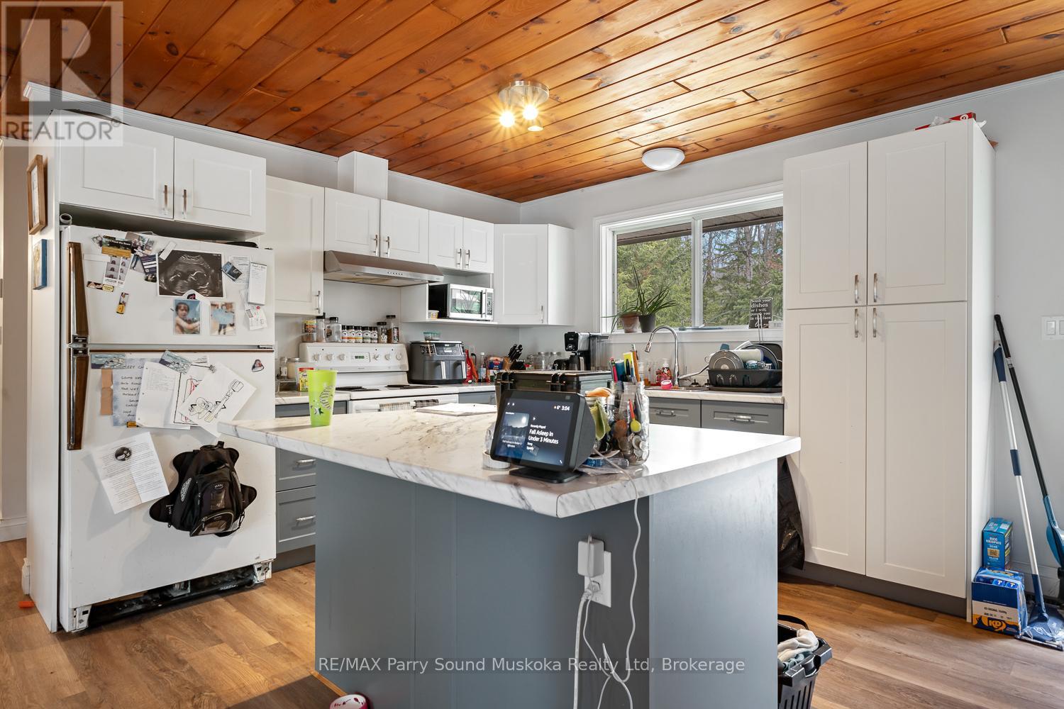 37 Humphrey Drive, Seguin, Ontario  P2A 2W8 - Photo 17 - X13089258