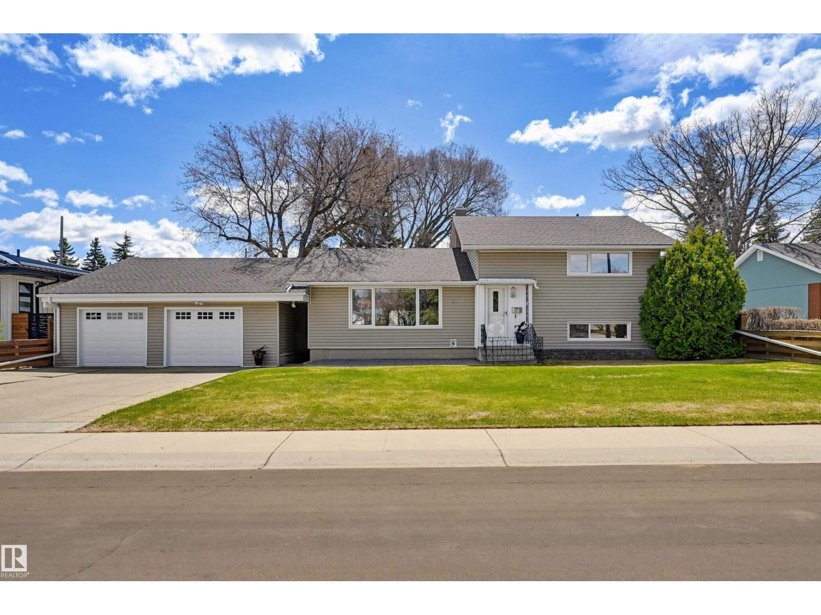 14521 85 AV NW, edmonton, Alberta