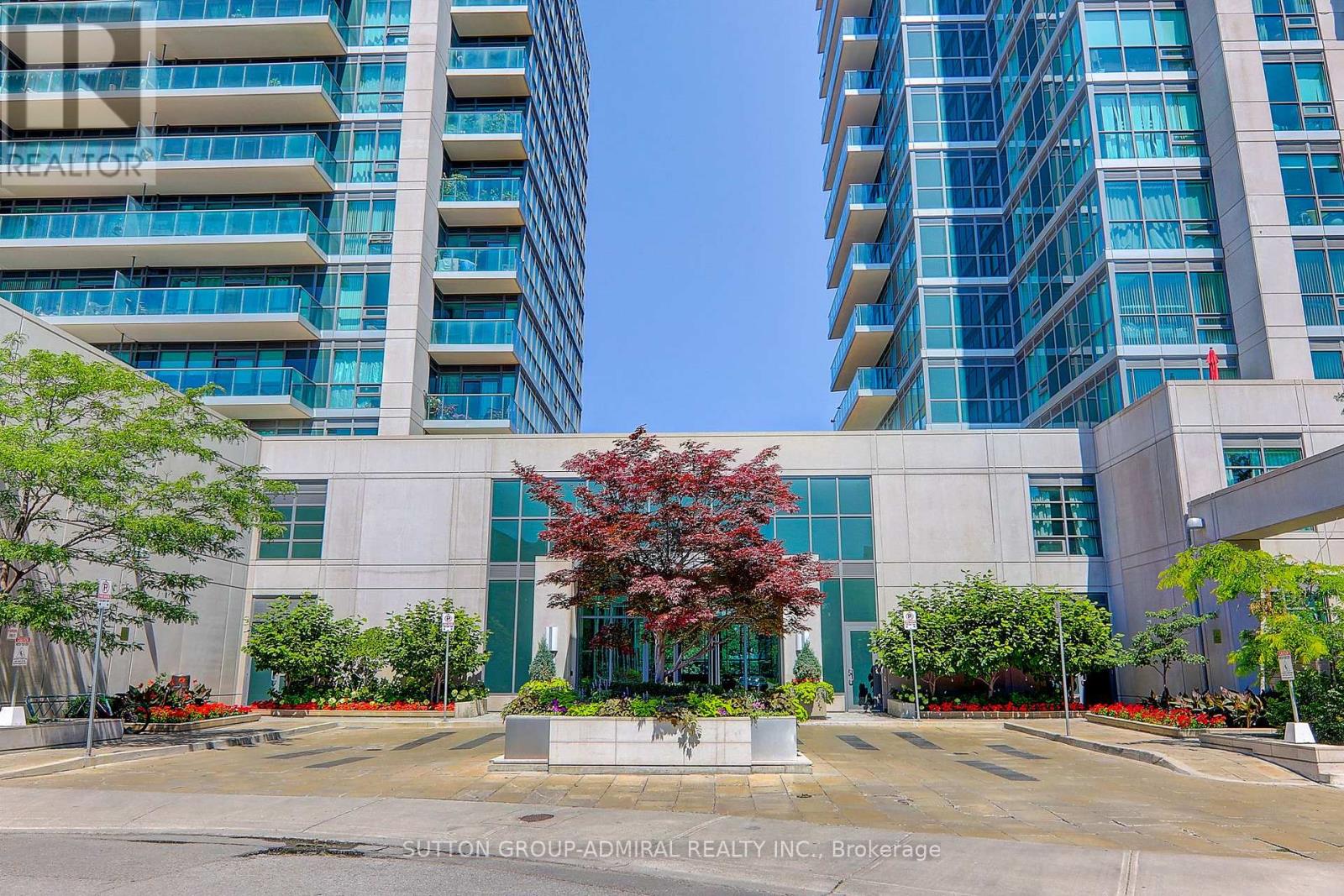 1413 - 35 Brian Peck Crescent, Toronto, Ontario  M4G 0A5 - Photo 1 - C13088820