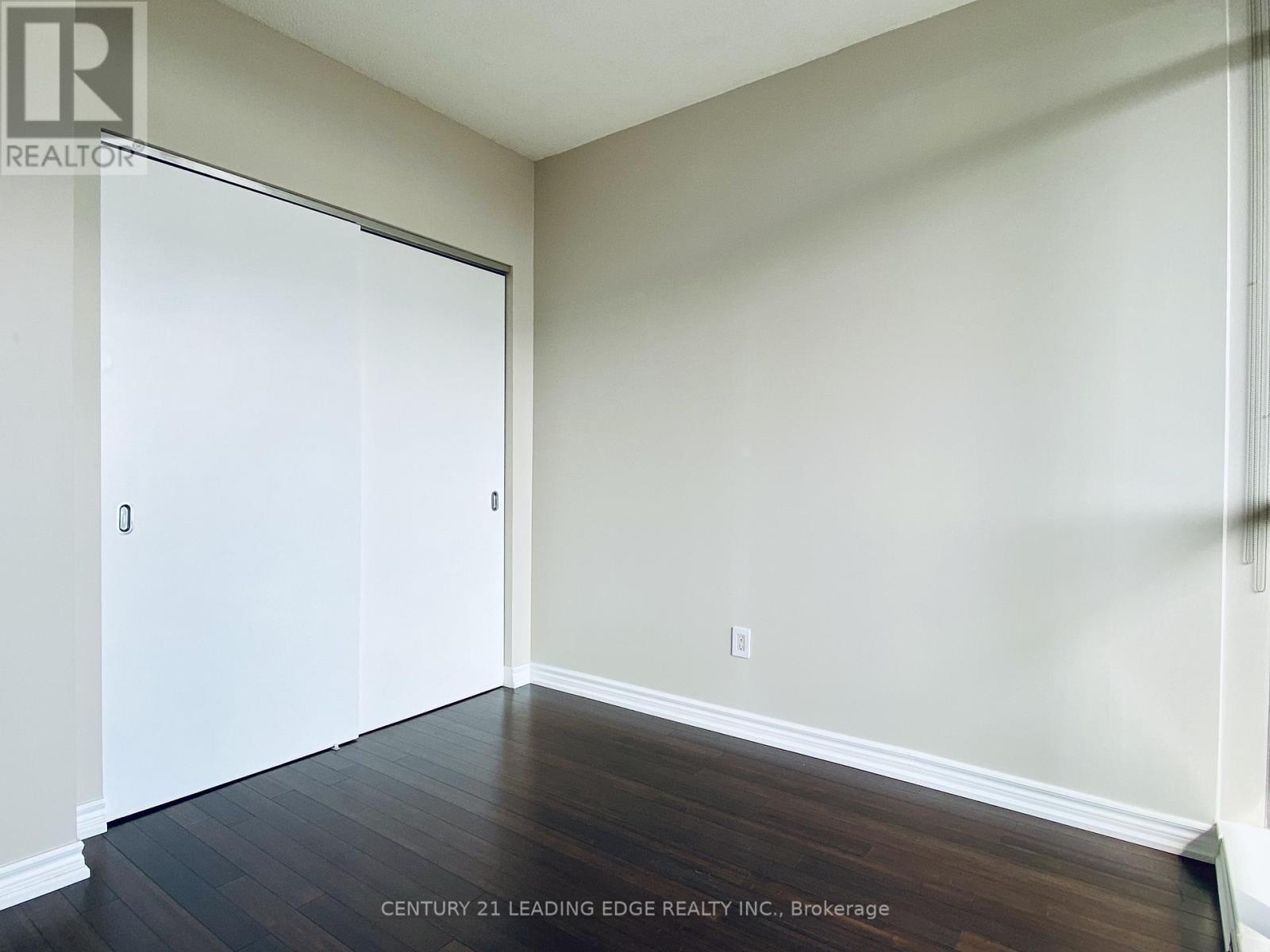 2402 - 281 Mutual Street, Toronto, Ontario  M4Y 1X6 - Photo 10 - C13088954
